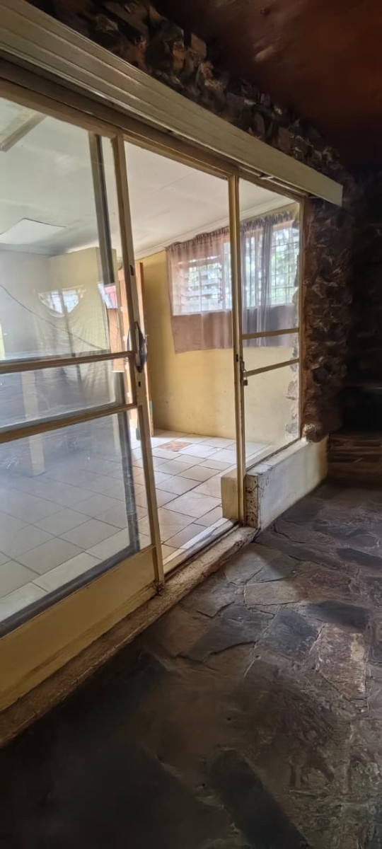 House for sale in Daspoort, Pretoria, 161 m²