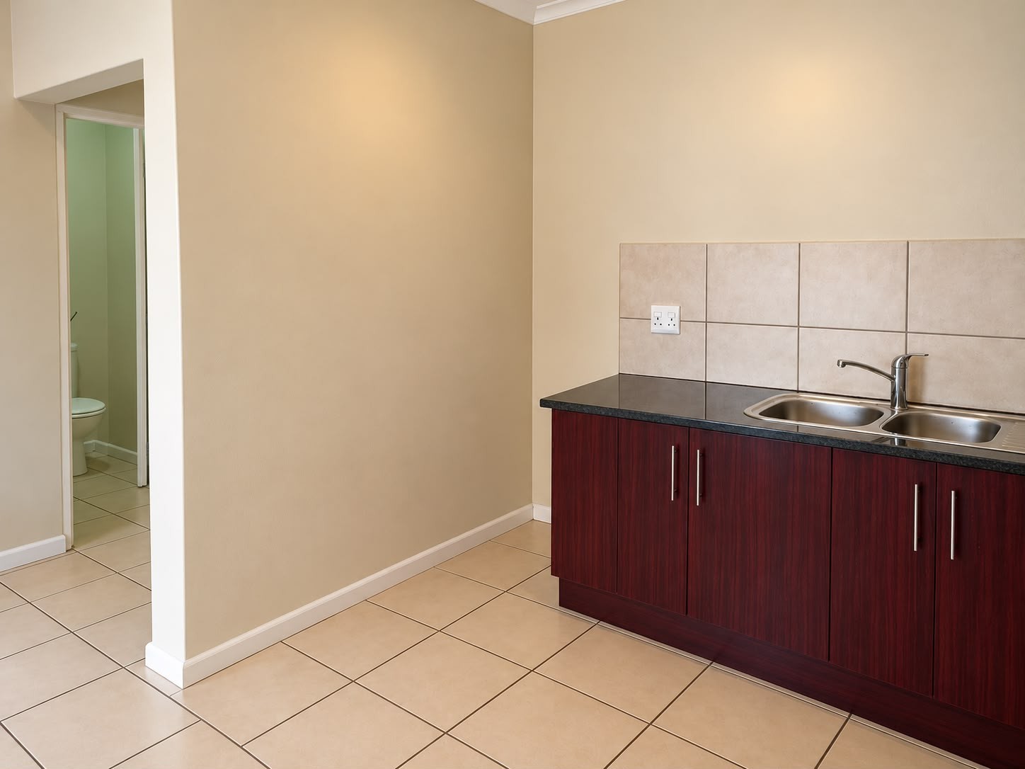 Apartment for sale in Knysna Central, Knysna, 82 m²