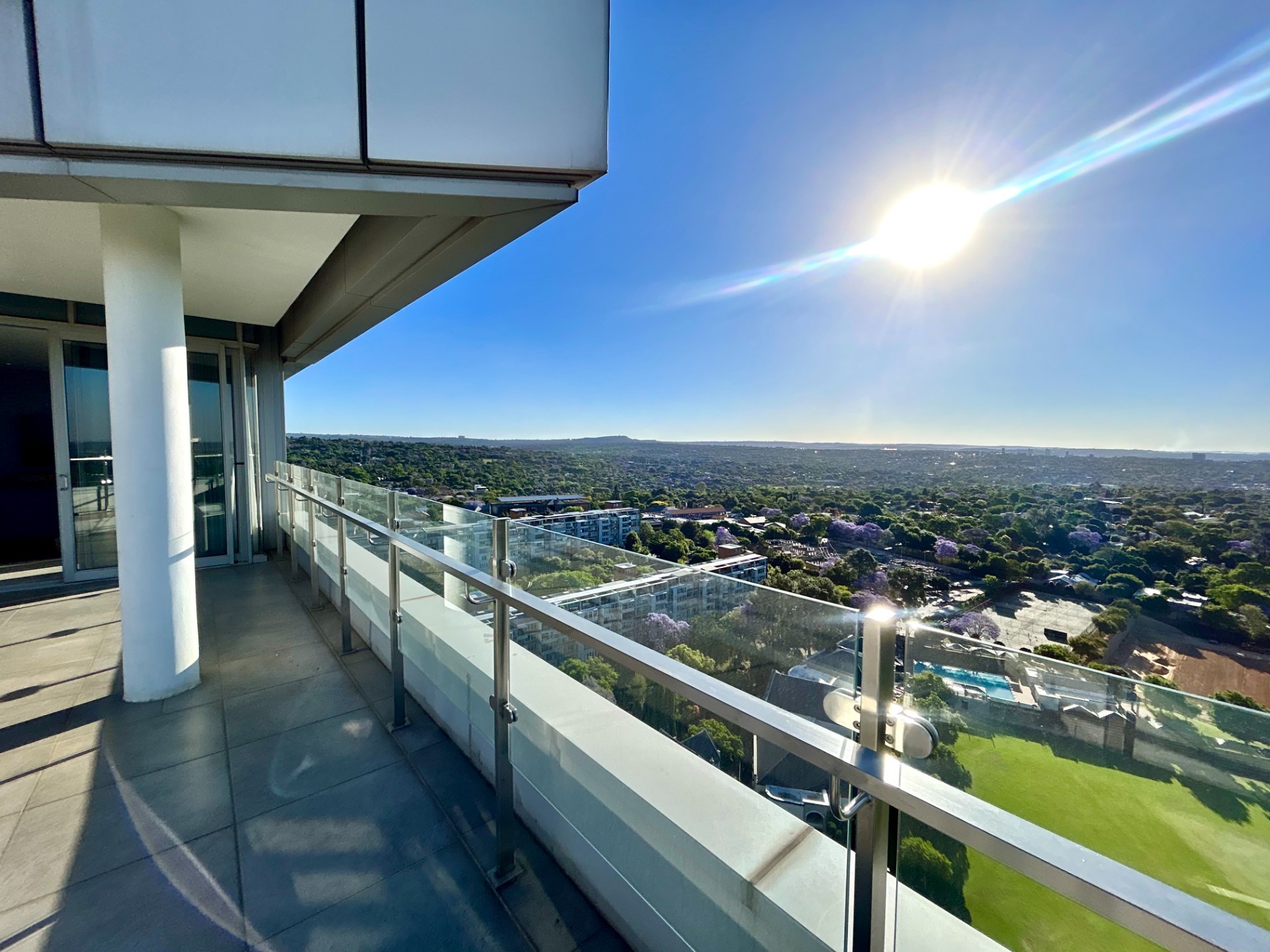 Apartment for rent in Sandton Central, Sandton, 256 m²