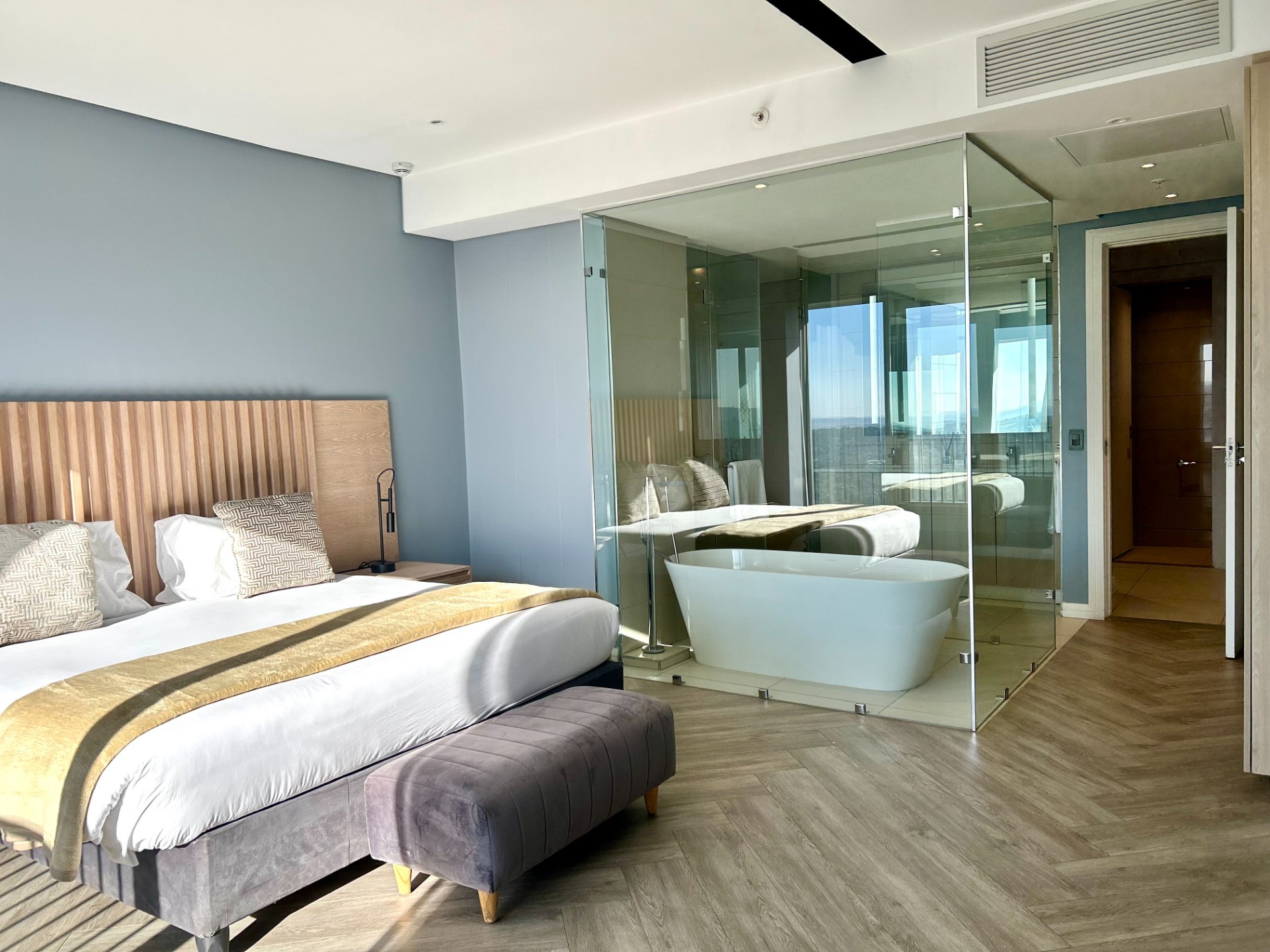 Apartment for rent in Sandton Central, Sandton, 256 m²