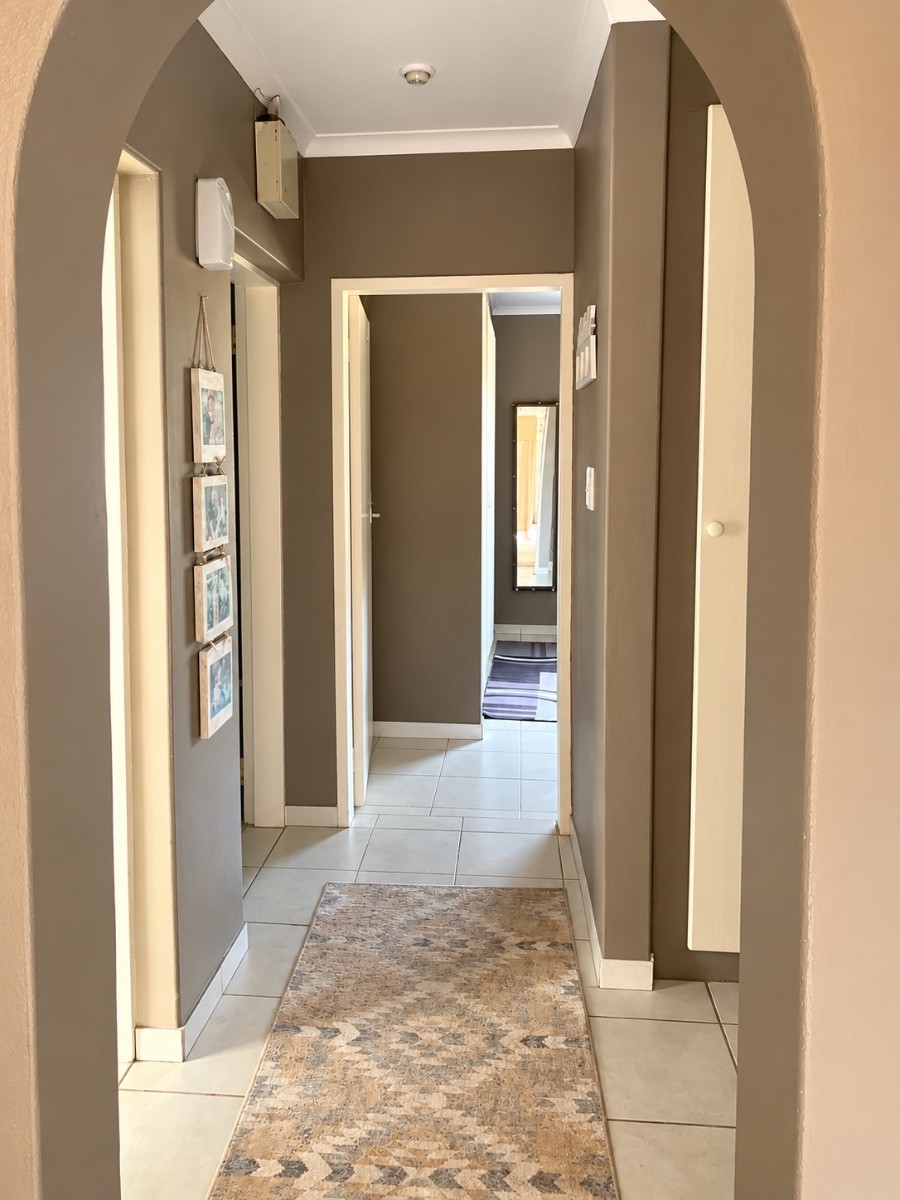 House for sale in Die Heuwel, Witbank, 617 m²