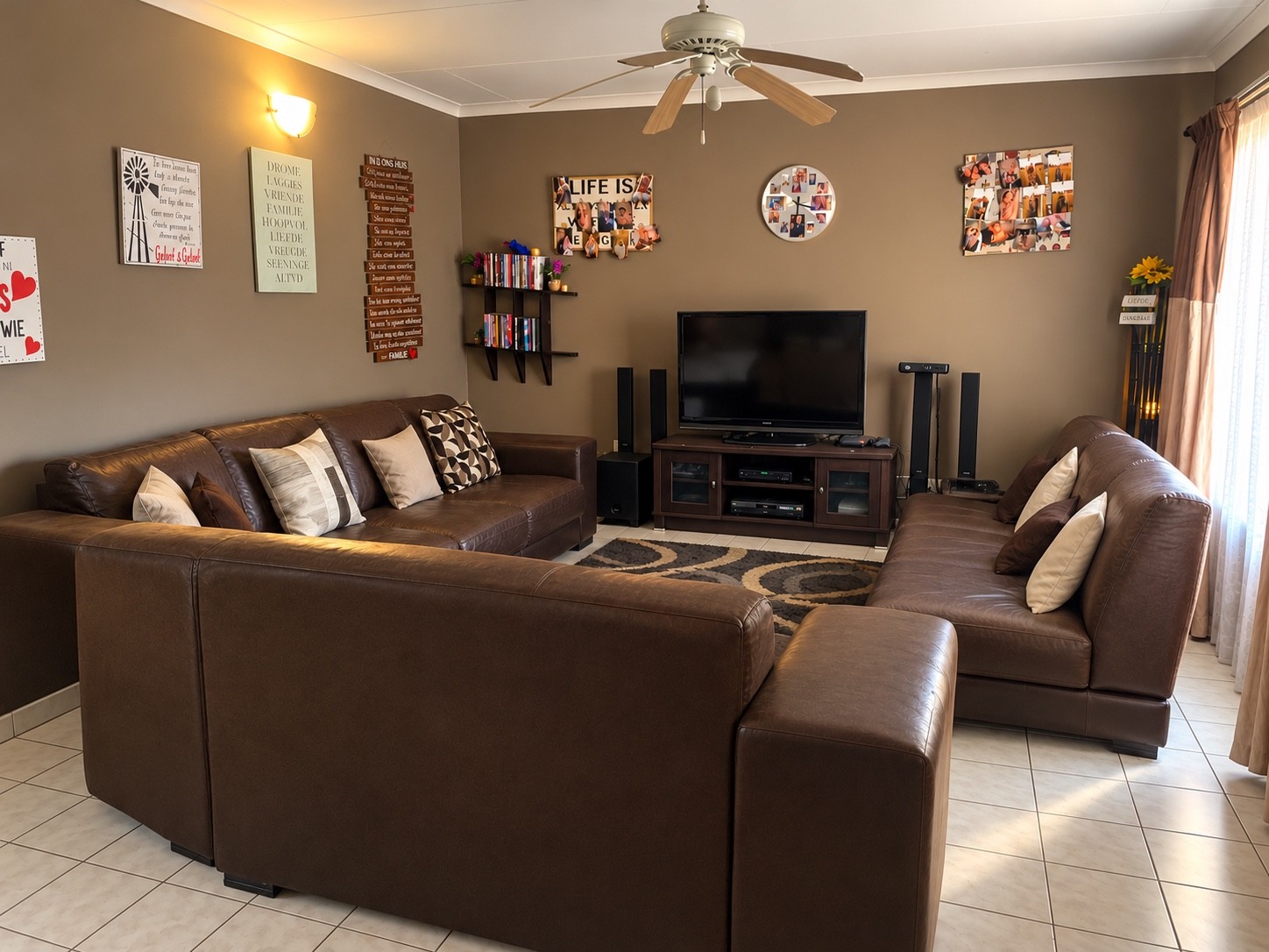 House for sale in Die Heuwel, Witbank, 617 m²