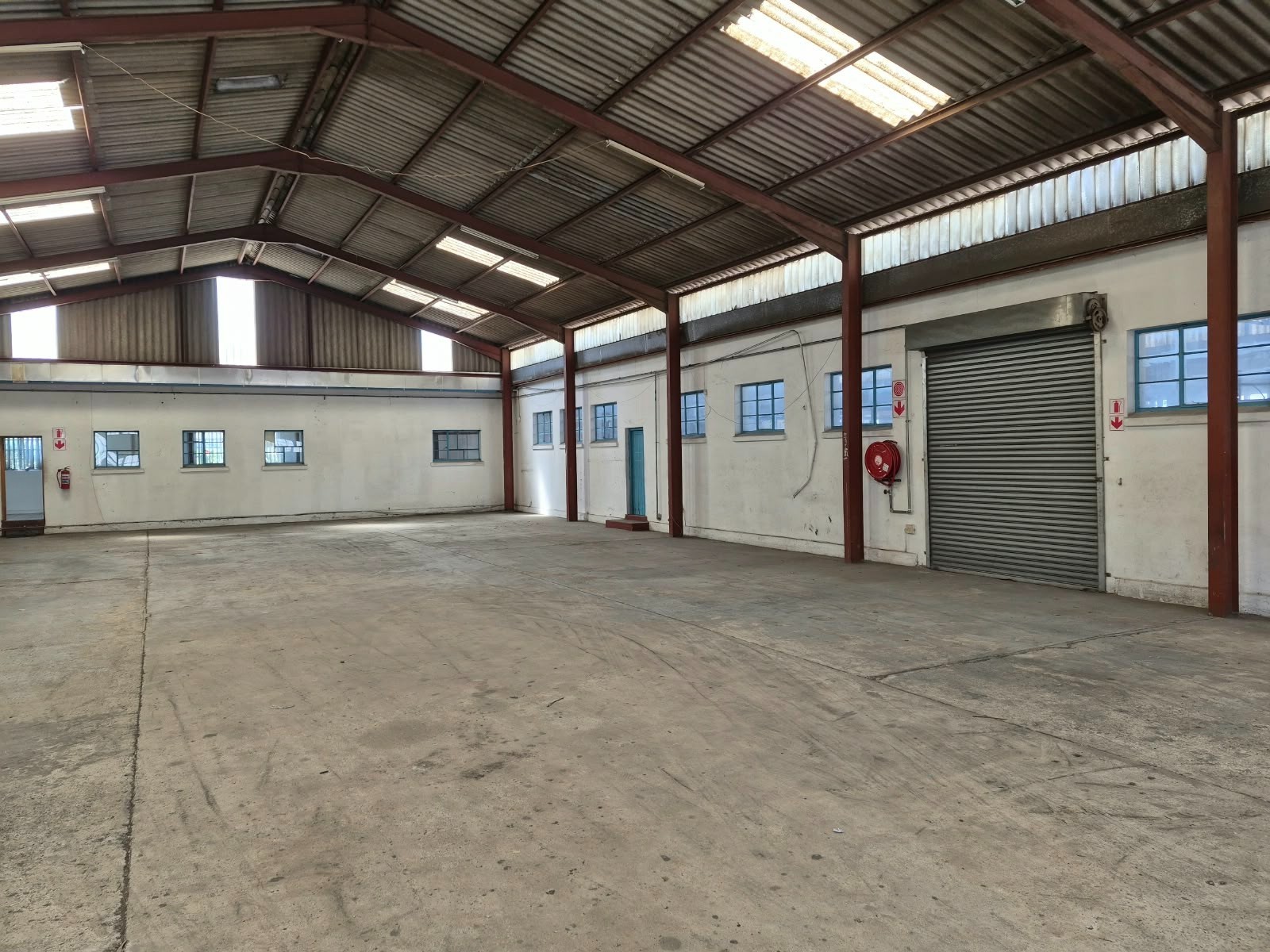 Warehouse for rent in Deal Party, Port Elizabeth, 134 Burman Road, Deal Party, Port Elizabeth, Eastern Cape, 927 m²