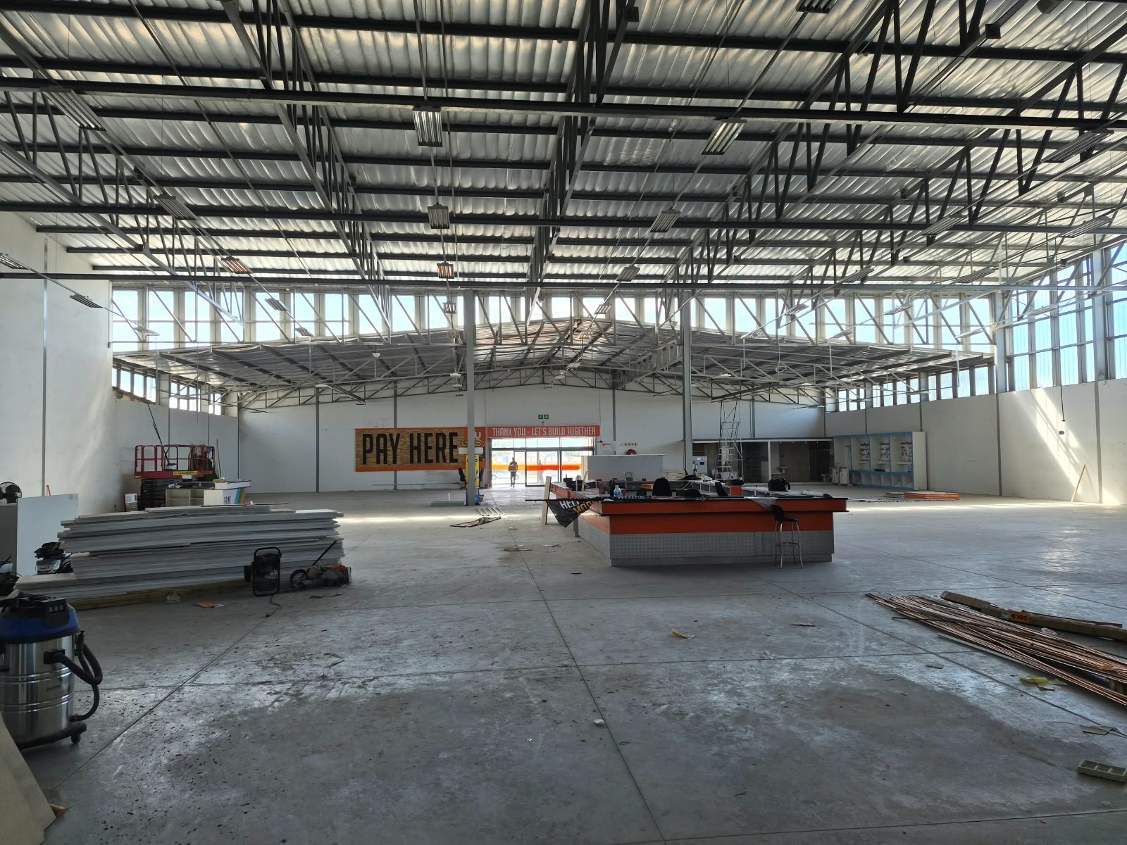 Warehouse for rent in Glenroy Park, Port Elizabeth, 1 Walker Drive, Glenroy Park, Port Elizabeth, Eastern Cape, 2595 m²