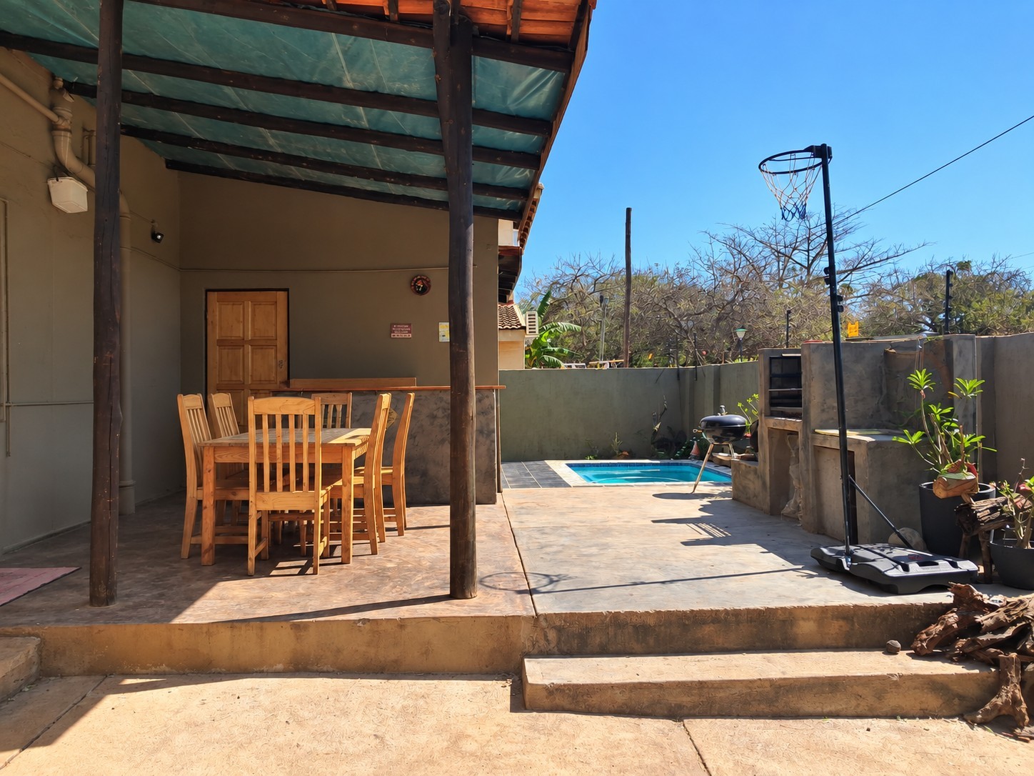 House for sale in Komatipoort, 164 m²