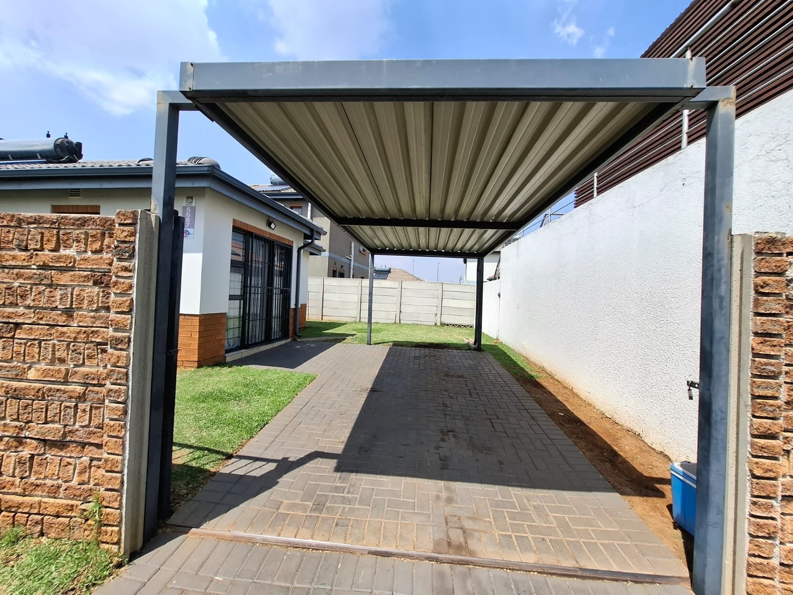 Apartment for sale in Leopard's Rest Security Estate, Albertsdal, Alberton
