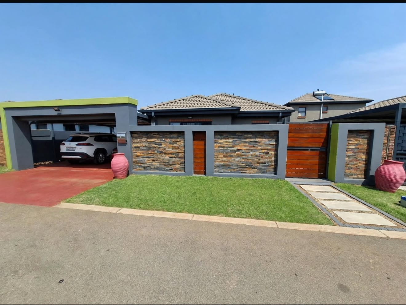 Apartment for rent in Leopard's Rest Security Estate, Albertsdal, Alberton