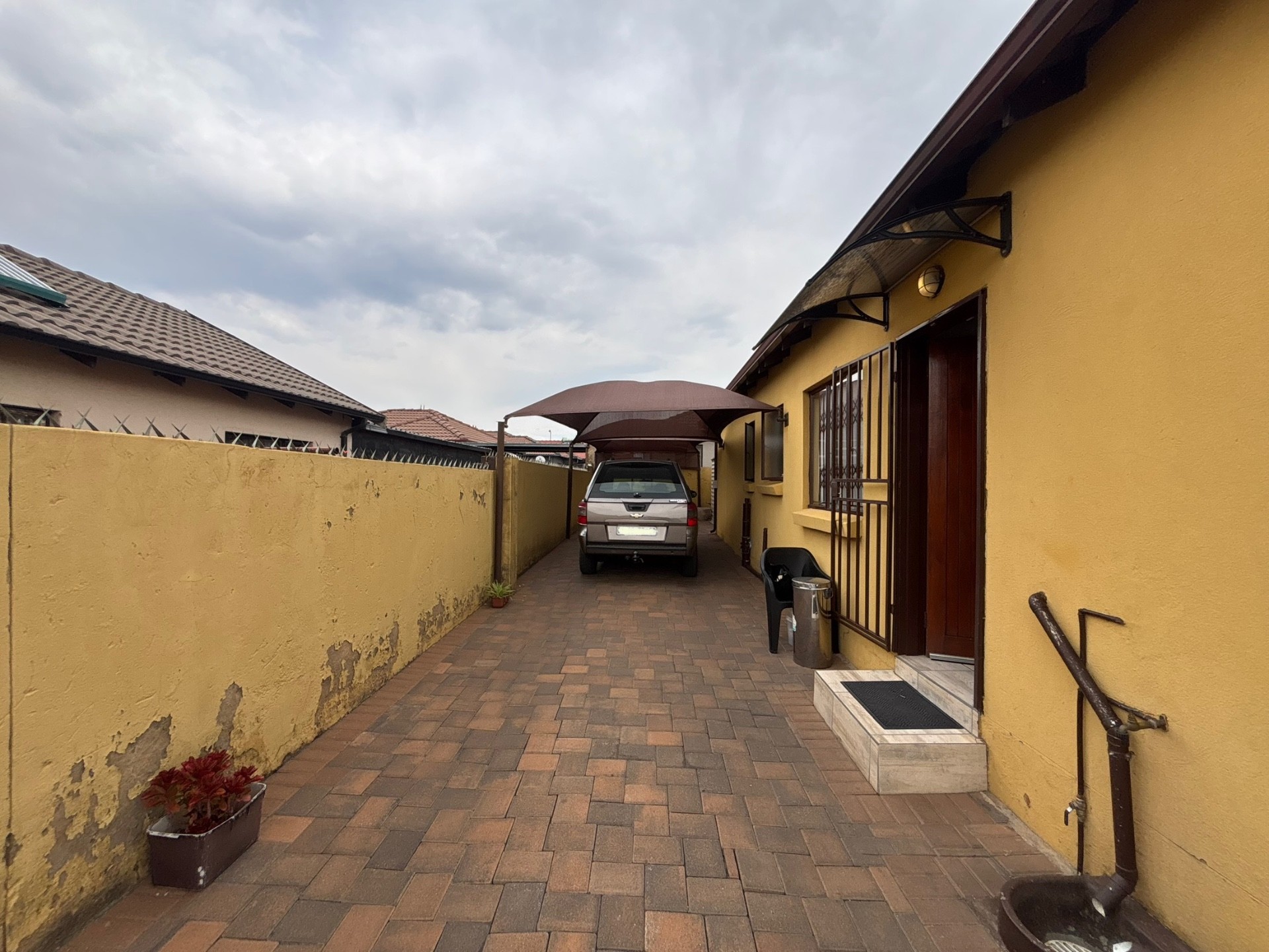 House for sale in Elandspoort, Pretoria, 251 m²