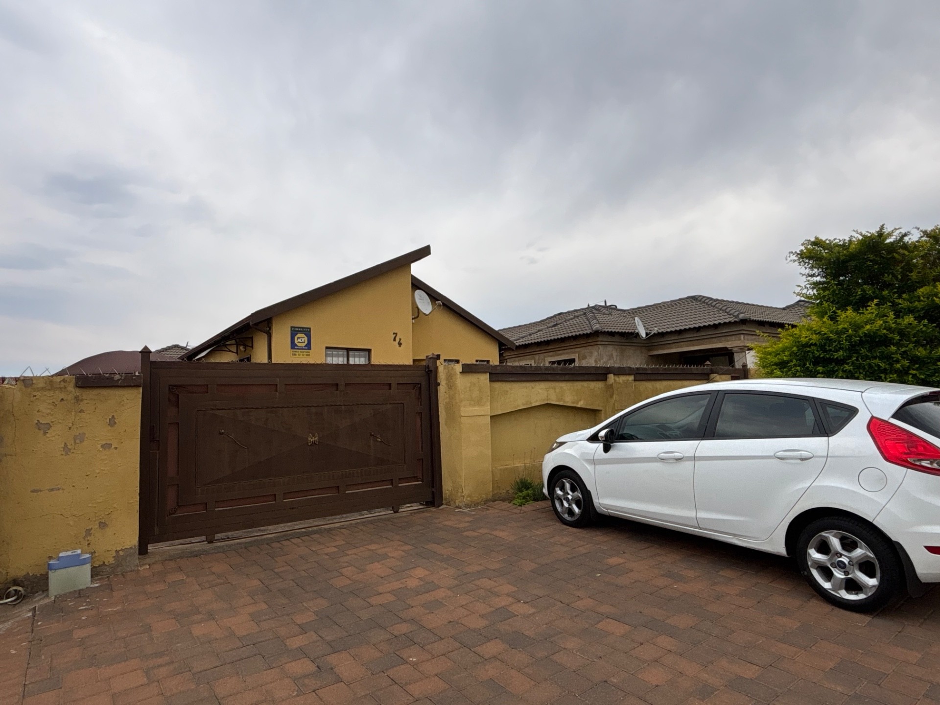 House for sale in Elandspoort, Pretoria, 251 m²