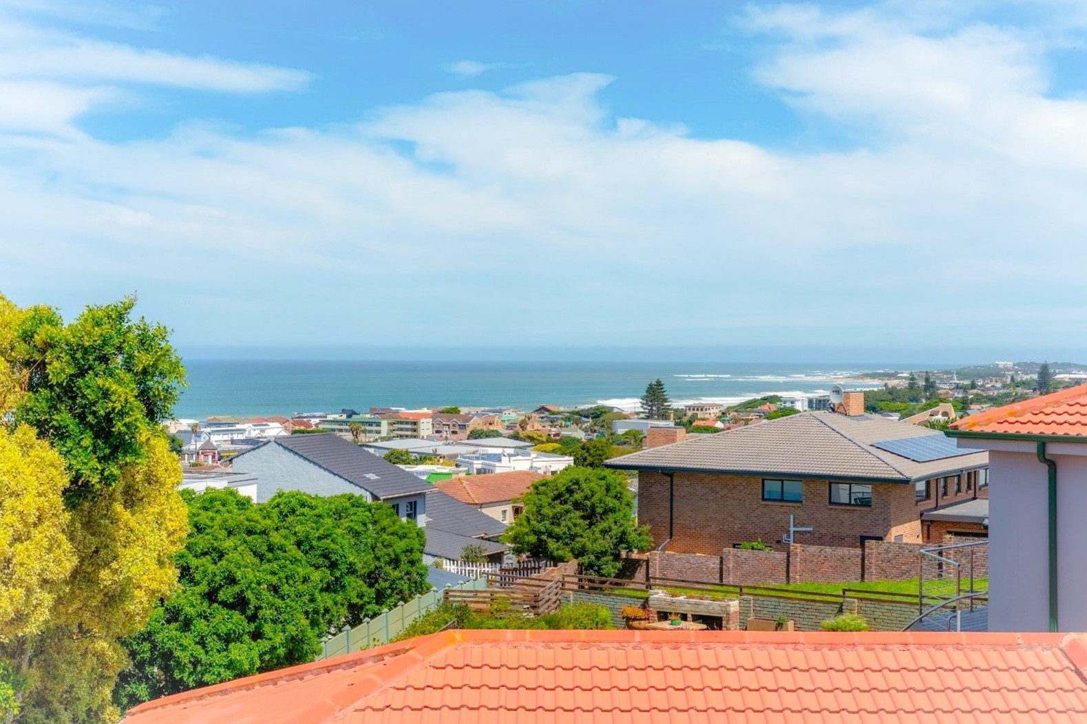 House for sale in Wavecrest, Jeffreys Bay, 384 m²
