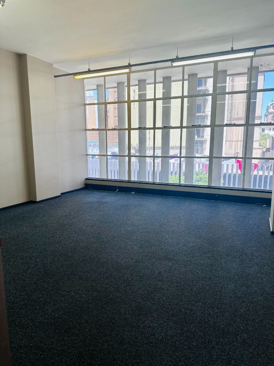 Office for rent in Johannesburg Central, Johannesburg, 302 (3rd floor), Eloff Street Galleries, 72 & 74 Eloff, Johannesburg Central, Johannesburg, Gauteng, 177 m²