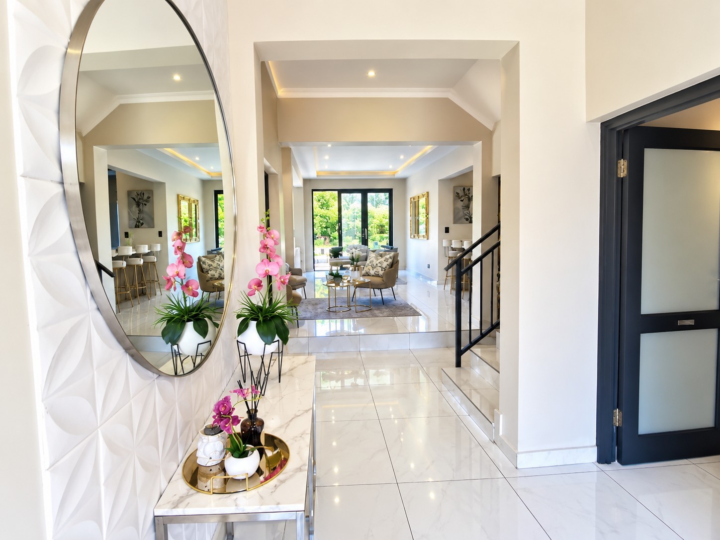 House for sale in Broadacres, Sandton, 260 m²