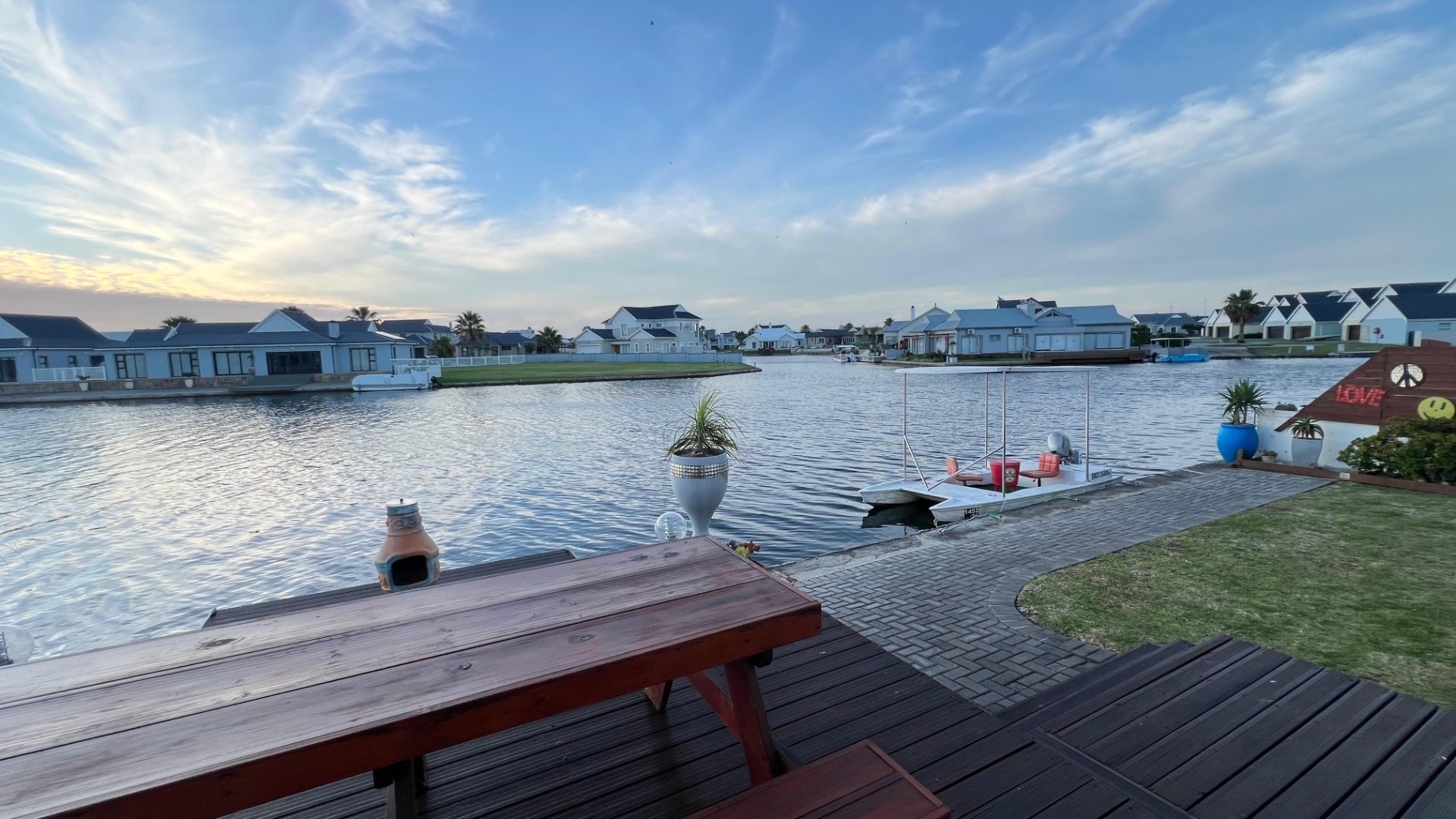 House for sale in Marina Martinique, Jeffreys Bay, Marina Martinique, 1452 Key West Crescent, Marina Martinique, Jeffreys Bay, Eastern Cape, 244 m²