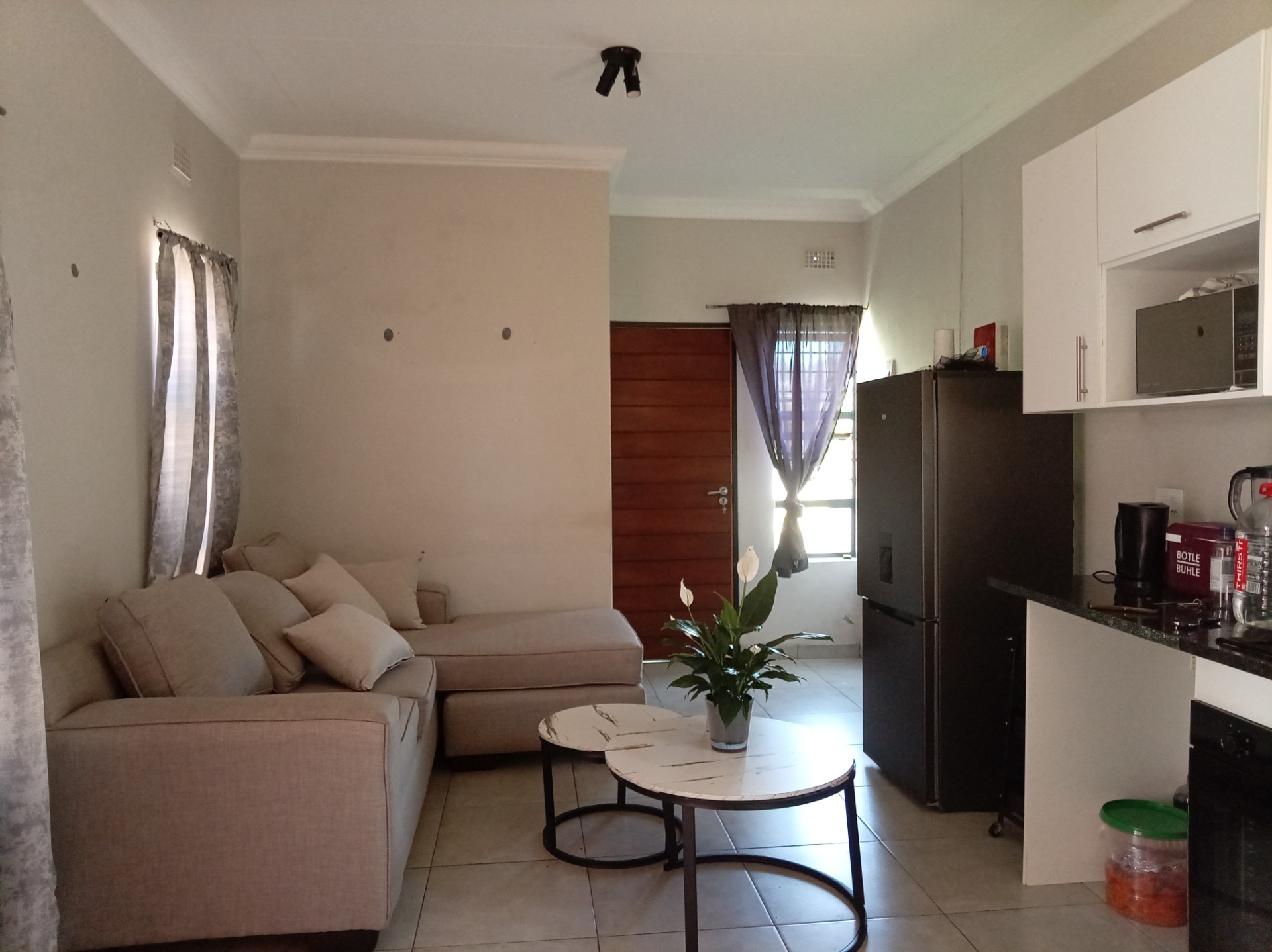 House for sale in South Hills, Johannesburg, 100 m²