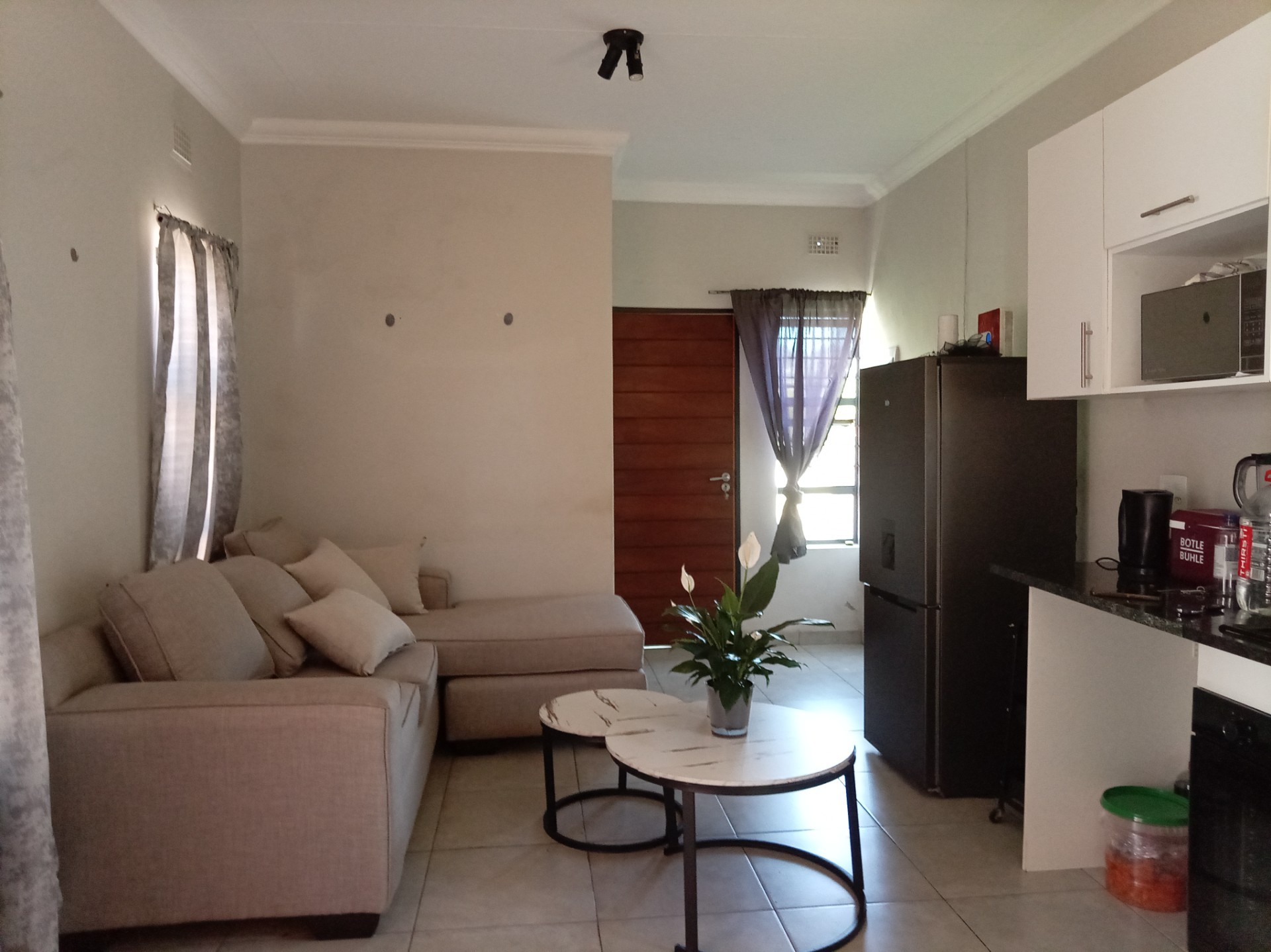 House for sale in South Hills, Johannesburg, 100 m²
