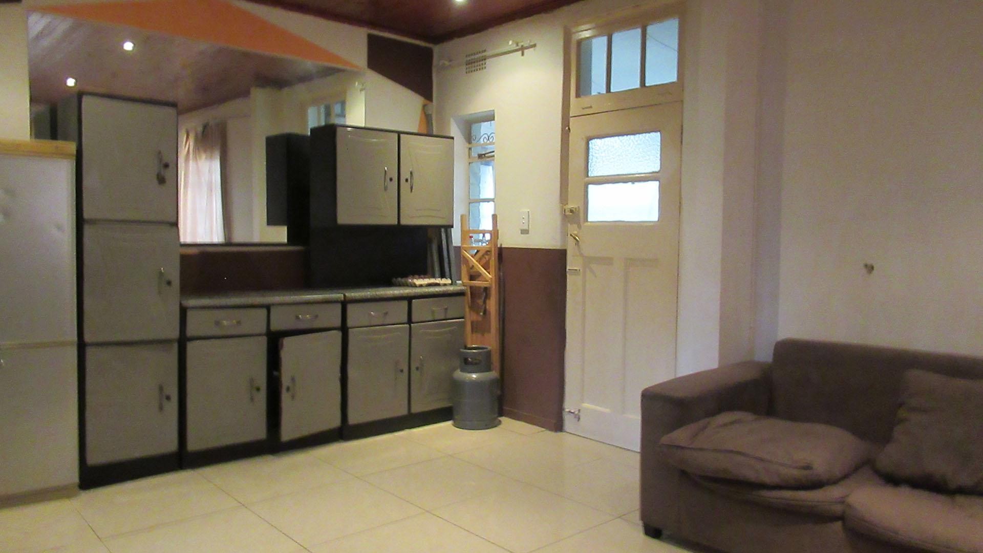 House for sale in South Hills, Johannesburg, 240 m²