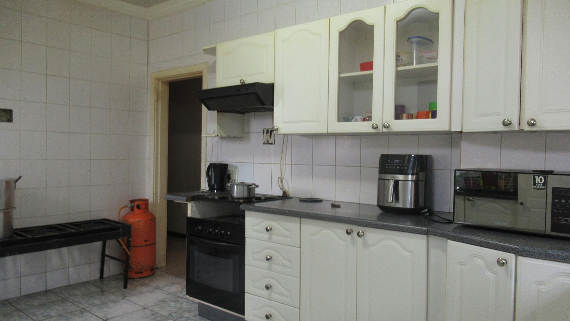 House for sale in South Hills, Johannesburg, 240 m²