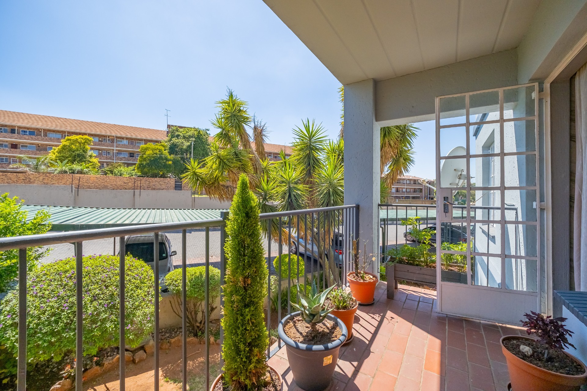 Apartment for sale in Horizon View, Roodepoort, 60 m²
