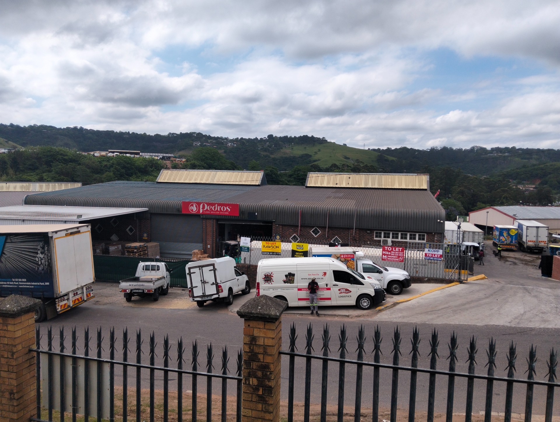 Industrial Property for rent in Westmead, Pinetown, KwaZulu Natal, 2142 m²