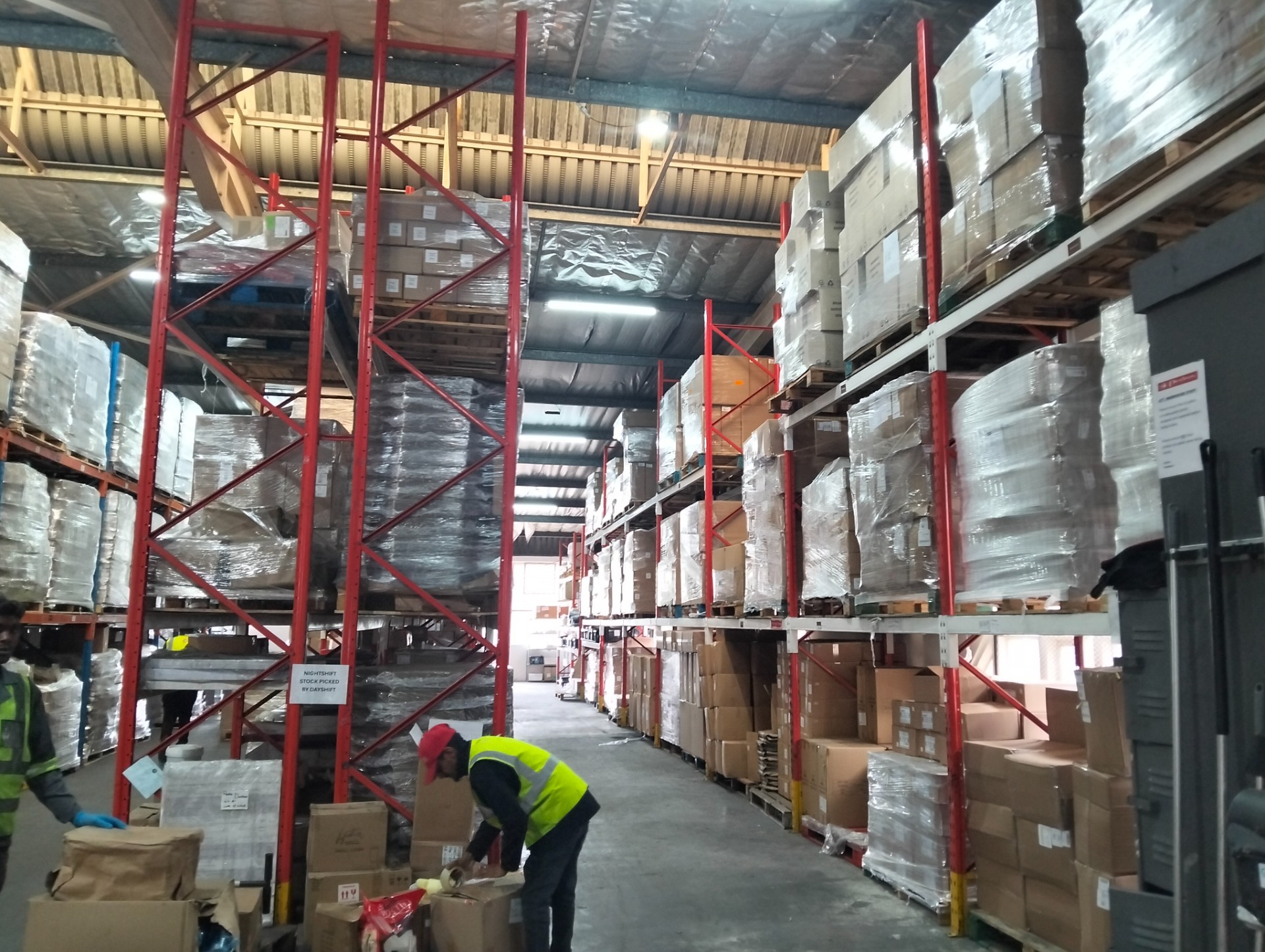 Industrial Property for rent in Westmead, Pinetown, KwaZulu Natal, 2142 m²