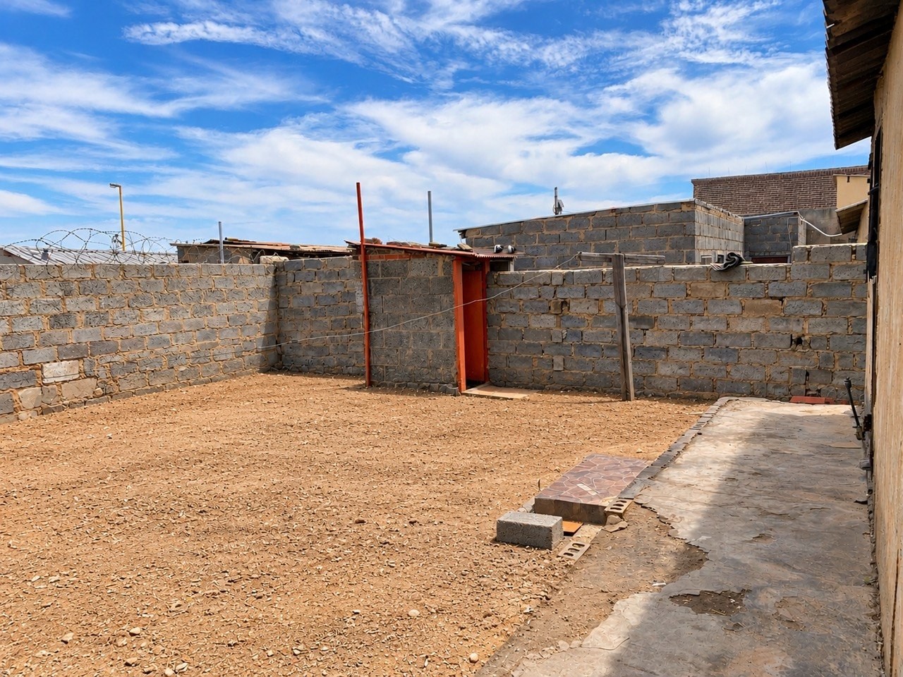 House for sale in Esiziba, Tembisa, 87 m²