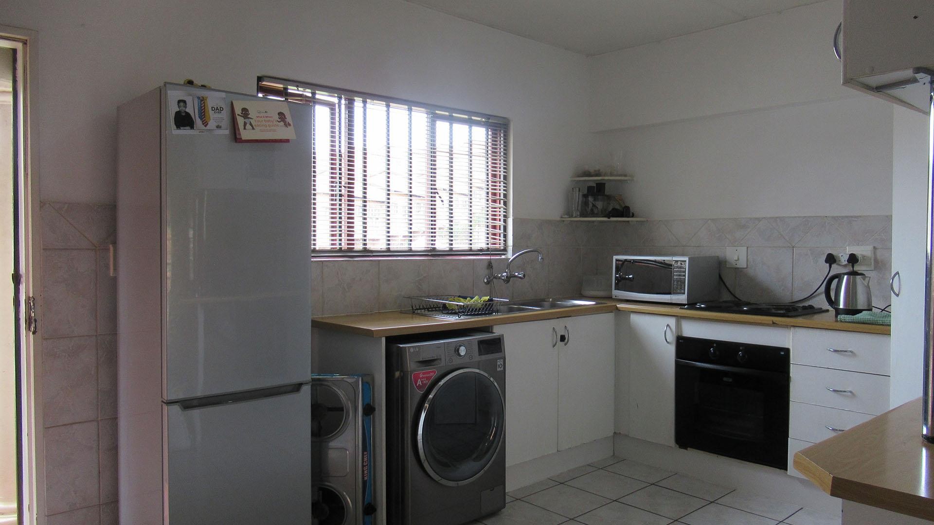 Apartment for sale in Winchester Hills, Johannesburg, 88 m²