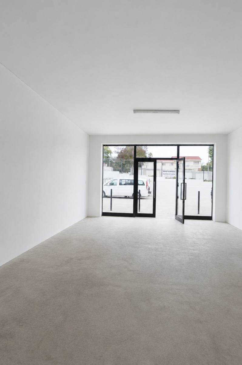 Commercial Property for rent in Wendywood, Sandton, 118 m²
