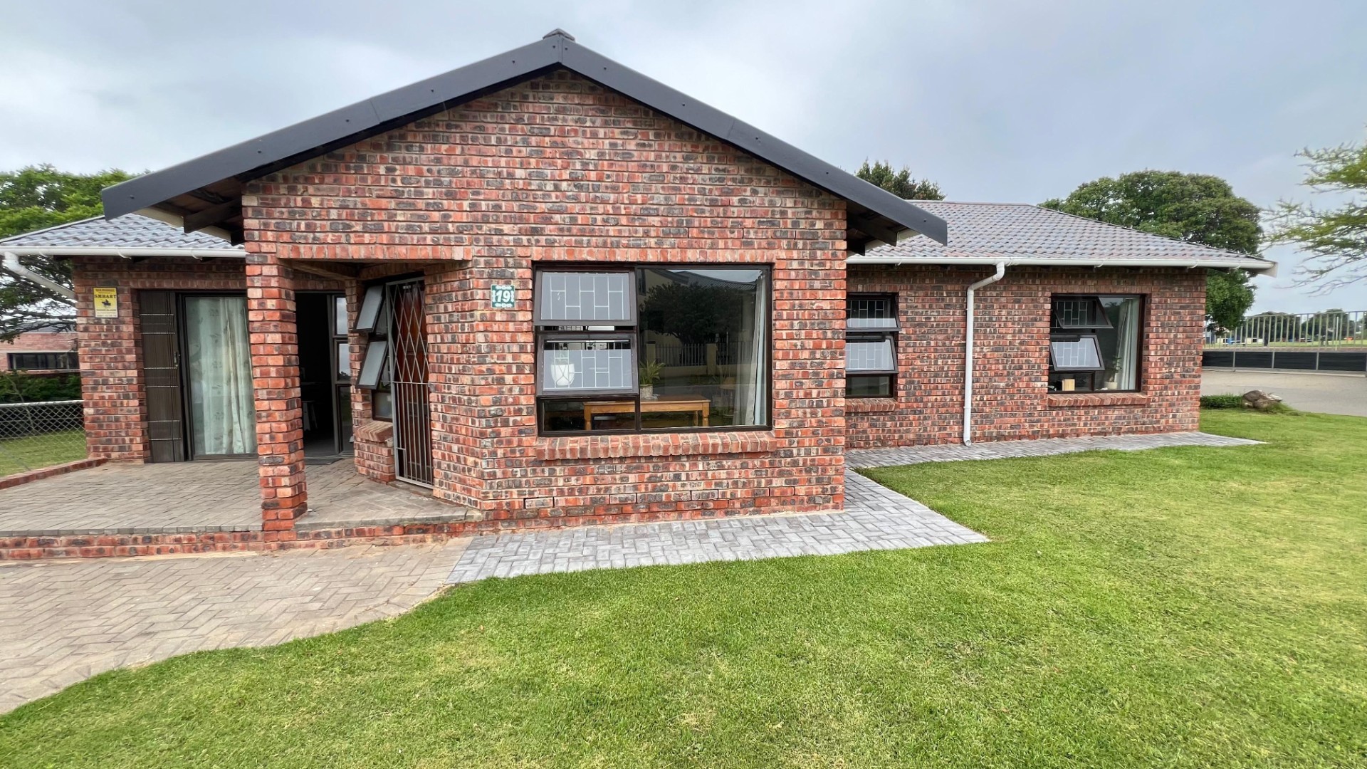 House for sale in Wavecrest, Jeffreys Bay, 732 m²