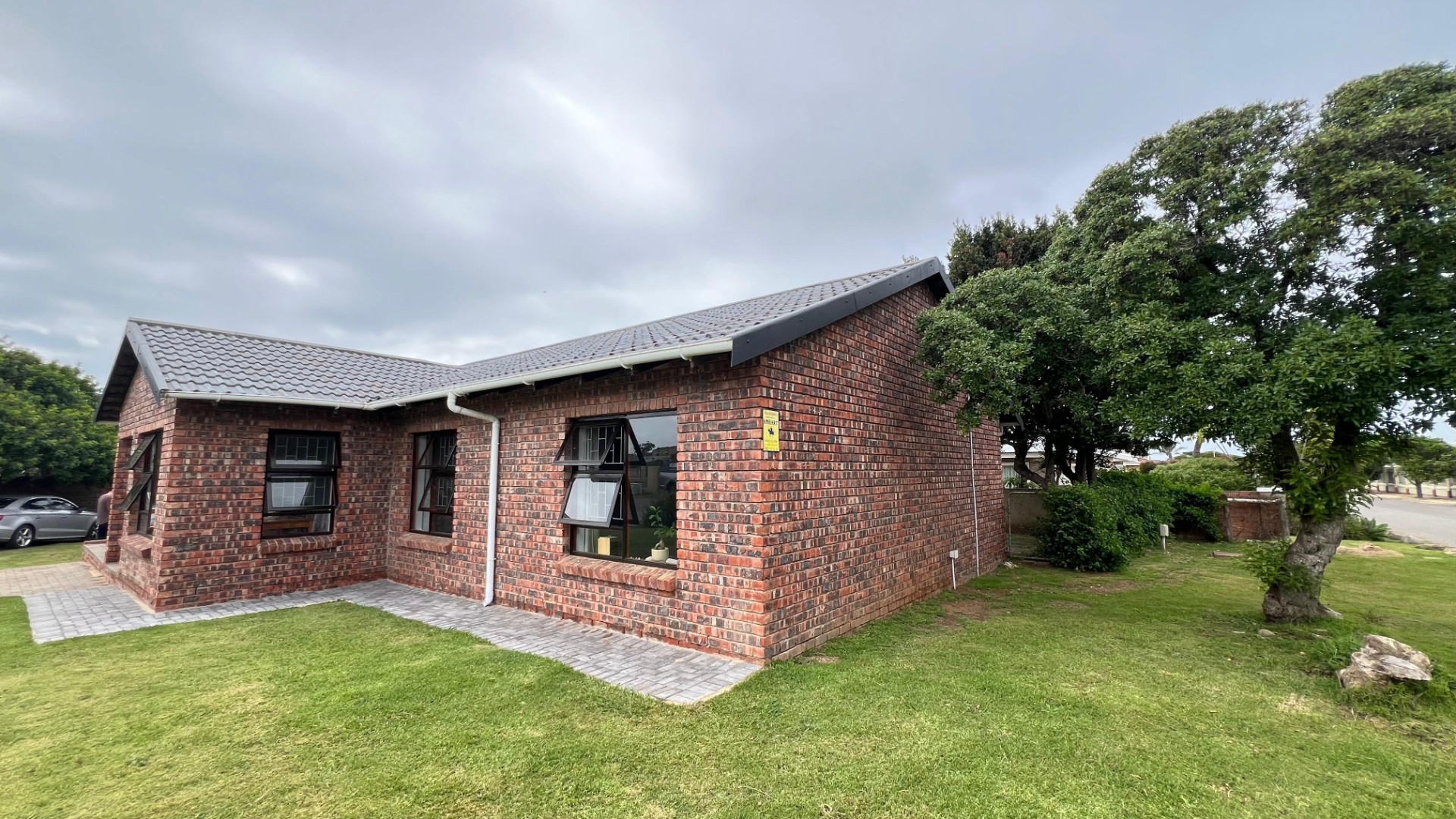 House for sale in Wavecrest, Jeffreys Bay, 732 m²