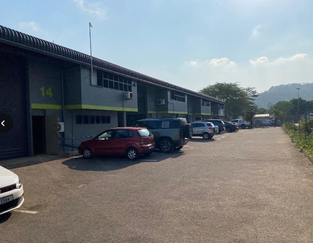Warehouse for rent in Maxmead, Pinetown, KwaZulu Natal, 368 m²