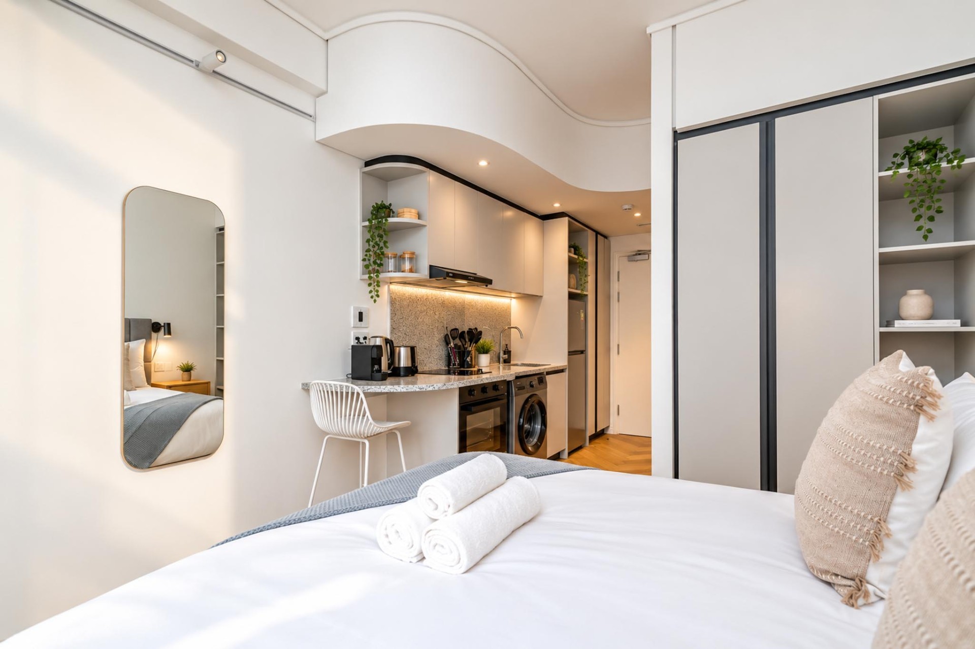 Studio Apartment for sale in Cape Town City Centre, Cape Town, (9th floor), Zeeland Pier, 7 Heerengracht Street, Roggebaai, City of Cape Town, Western Cape, 8012, Cape Town City Centre, Cape Town, Western Cape, 26 m²