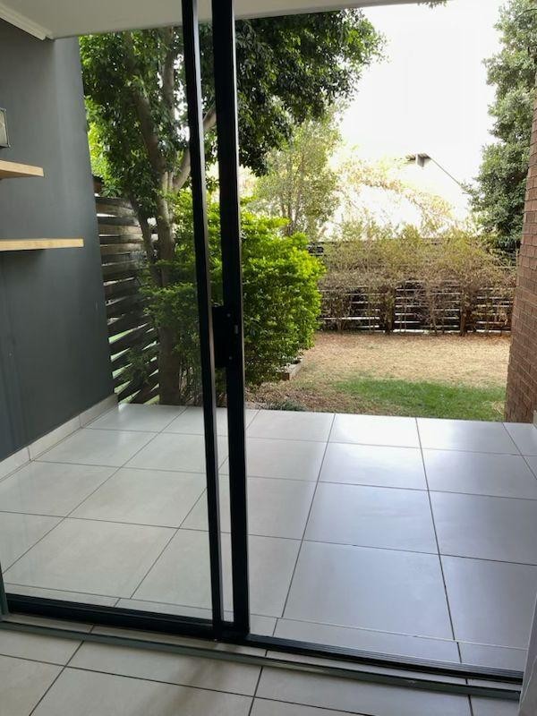 Apartment for sale in Fourways Gardens, Sandton, 94 m²