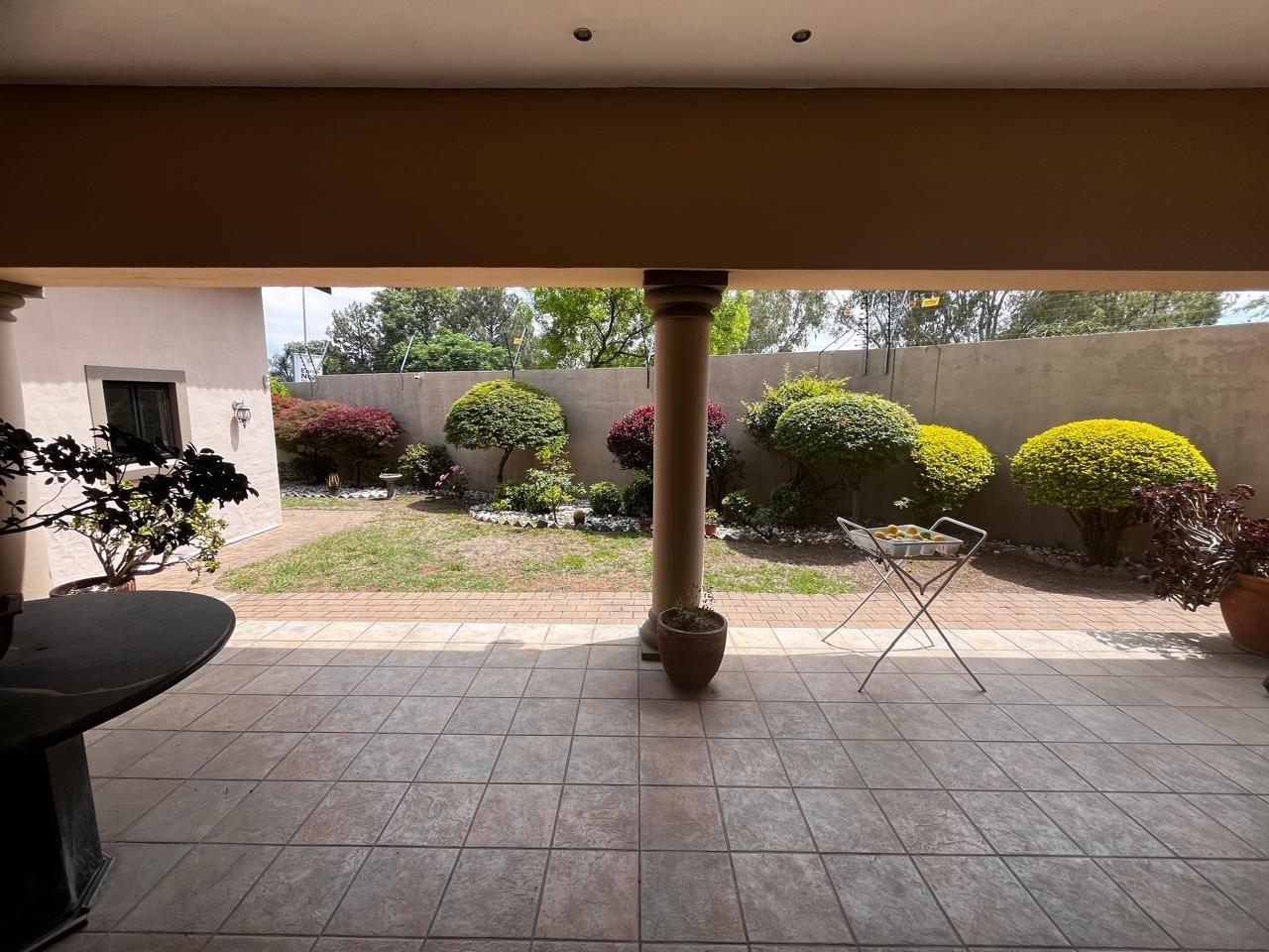 Townhouse for sale in Beverley, Sandton, 1096 m²