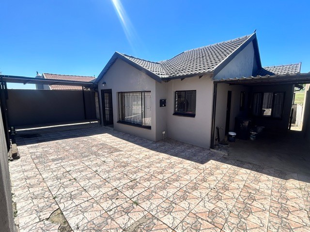 House for sale in Olievenhoutbosch, Centurion, 1460/9 Olievenhoutbosch (1st floor), Olievenhoutbosch, 19 Waltz, Olievenhoutbosch, Centurion, Gauteng, 92 m²