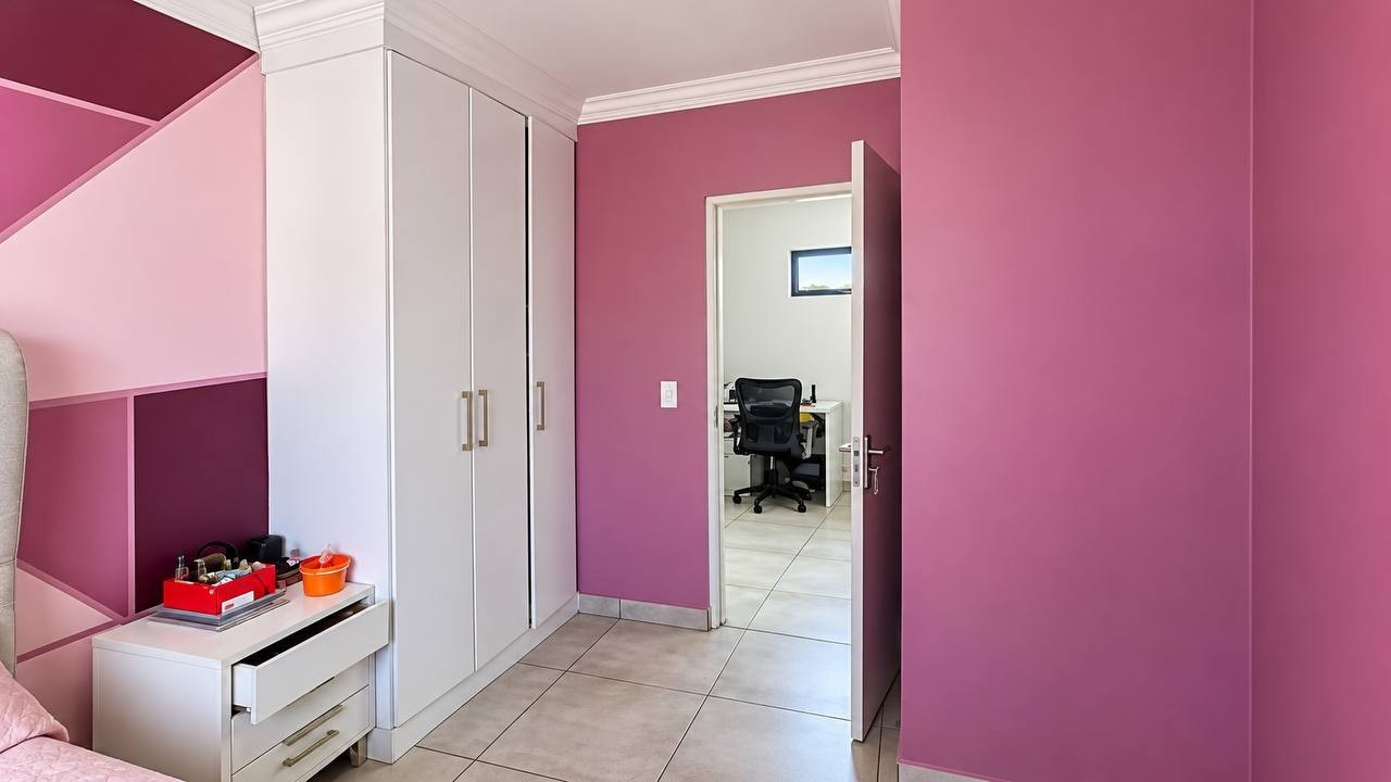 House for sale in Thatchfield Close, Thatchfield Estate, Centurion, 161 m²