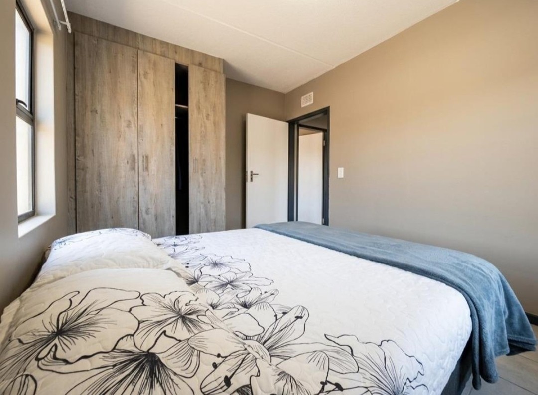 Apartment for sale in Heuweloord, Centurion, 54 m²