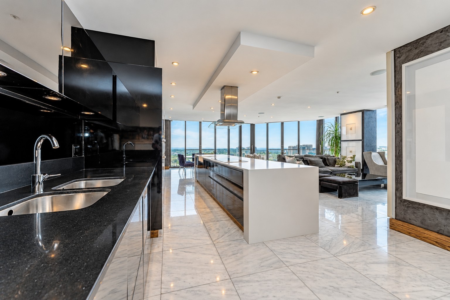 Apartment for sale in Sandown, Sandton, 170 m²