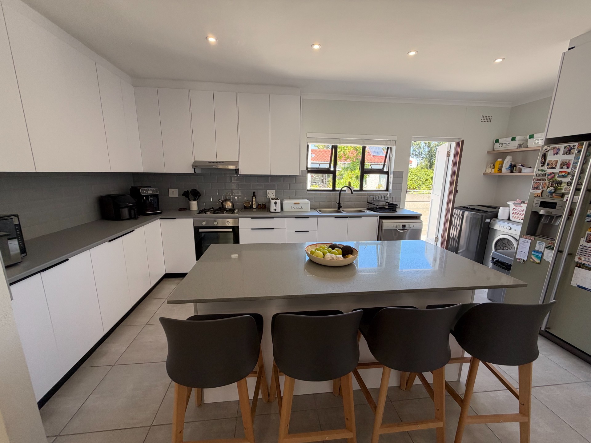 House for sale in Kenridge, Bellville, 244 m²