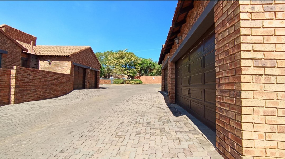Townhouse for sale in Mooikloof Ridge, Pretoria, 999, Mooikloof Ridge, 34 Augrabies Street, Mooikloof Ridge, Pretoria, Gauteng