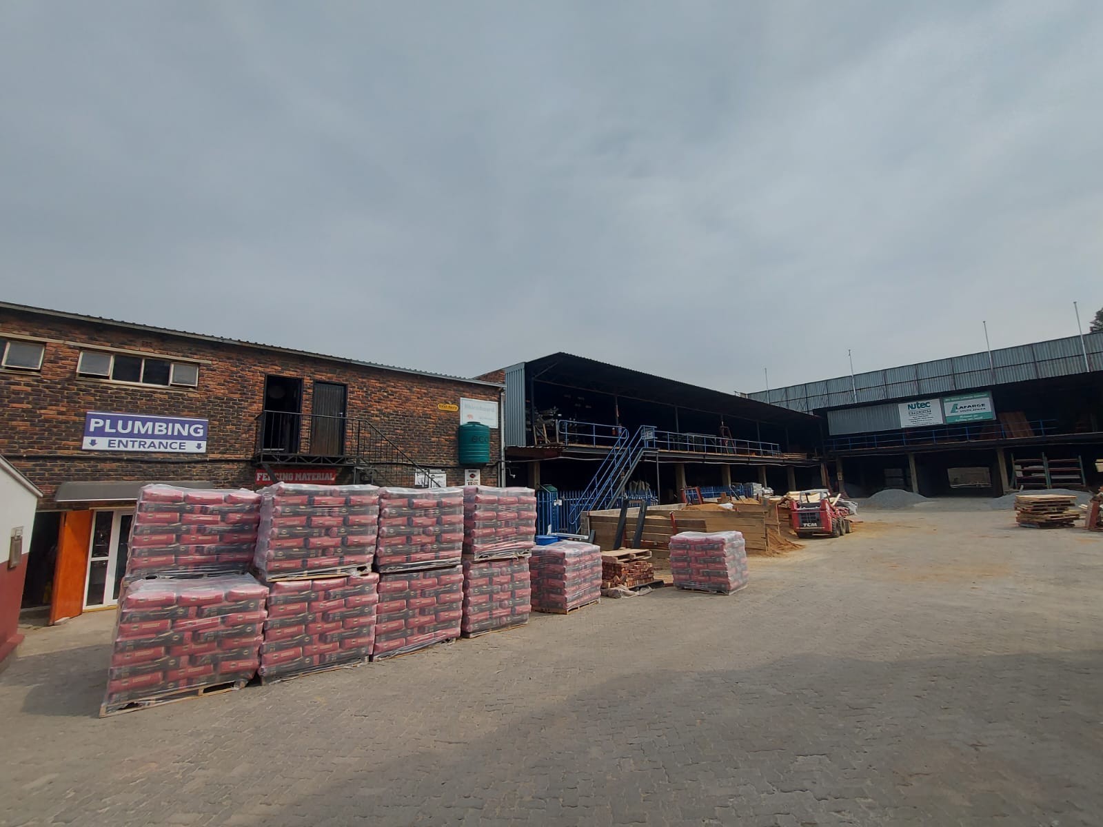 Warehouse for sale in Randburg, 8 Lyn road, Randburg, Gauteng, 2676 m²