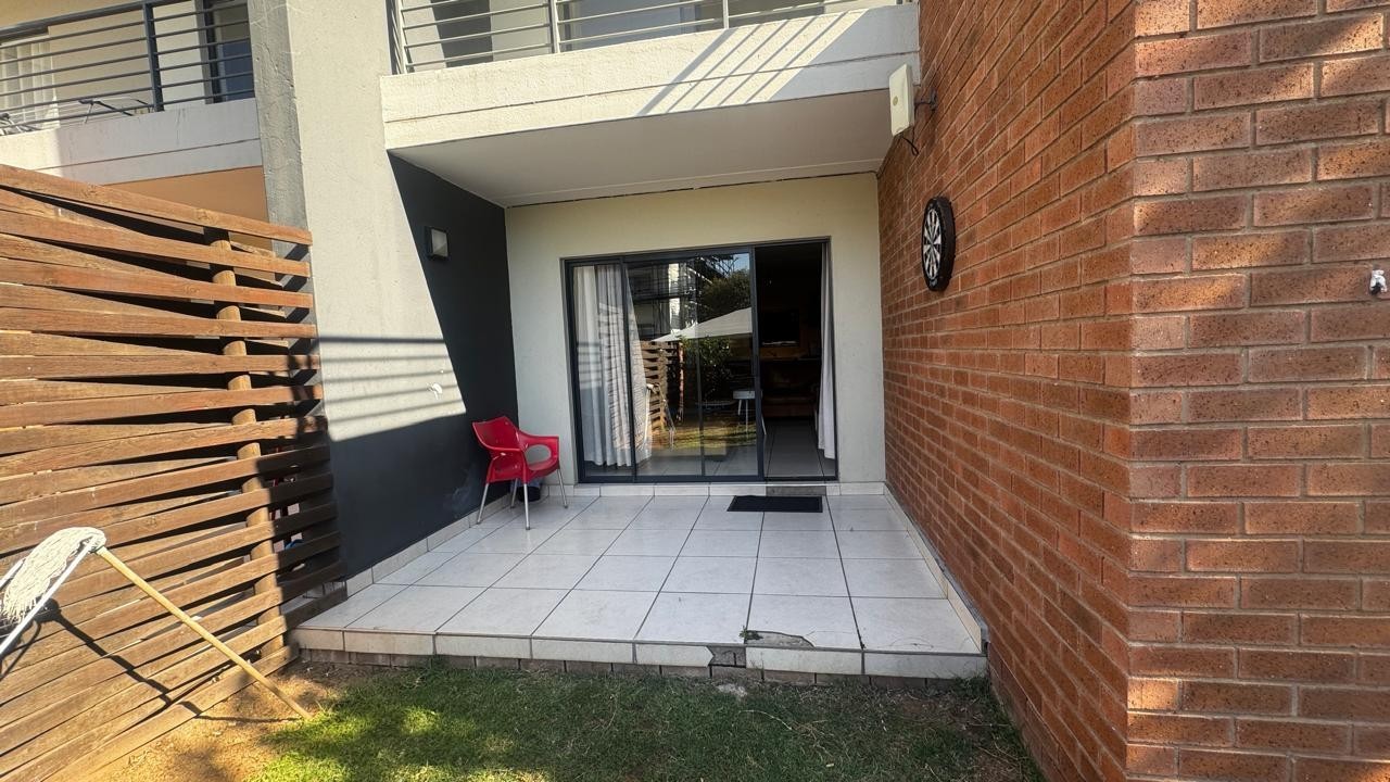 Apartment for sale in Fourways Gardens, Sandton, 94 m²