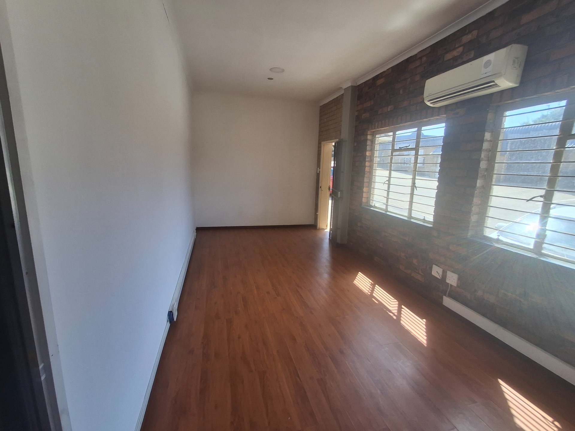 Industrial Property for rent in Kya Sands, Randburg, 1 Hyskraan, Kya Sands, Randburg, Gauteng, 144 m²