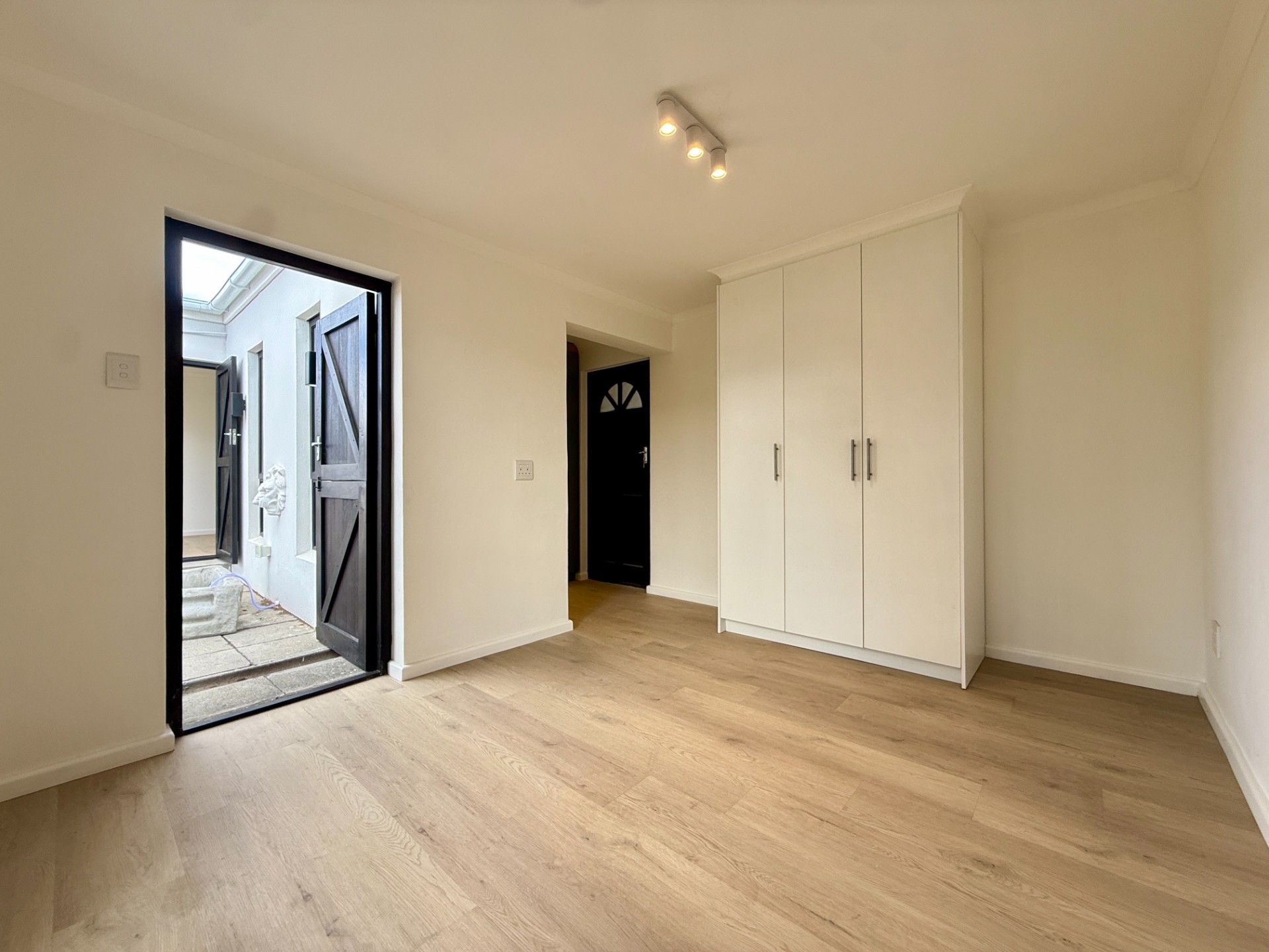 Studio Apartment for rent in Diep River, Cape Town, 20 m²
