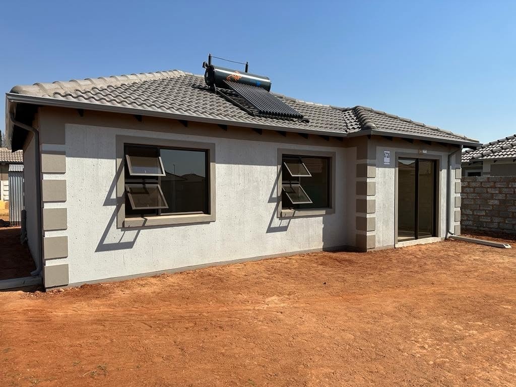 Development for sale in The Orchards, Akasia, 45 m²