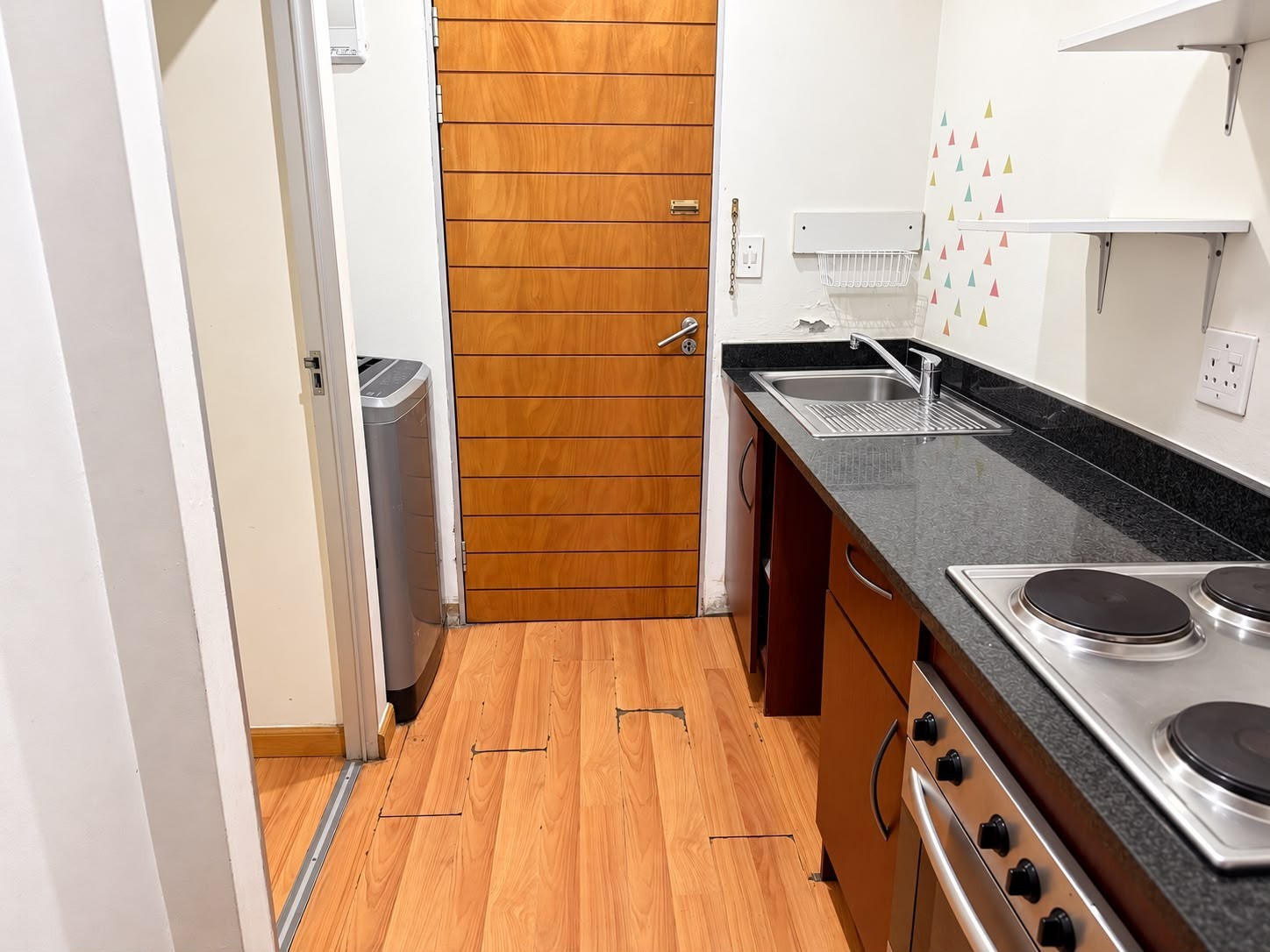 Apartment for sale in Marshalltown, Johannesburg, 39 m²