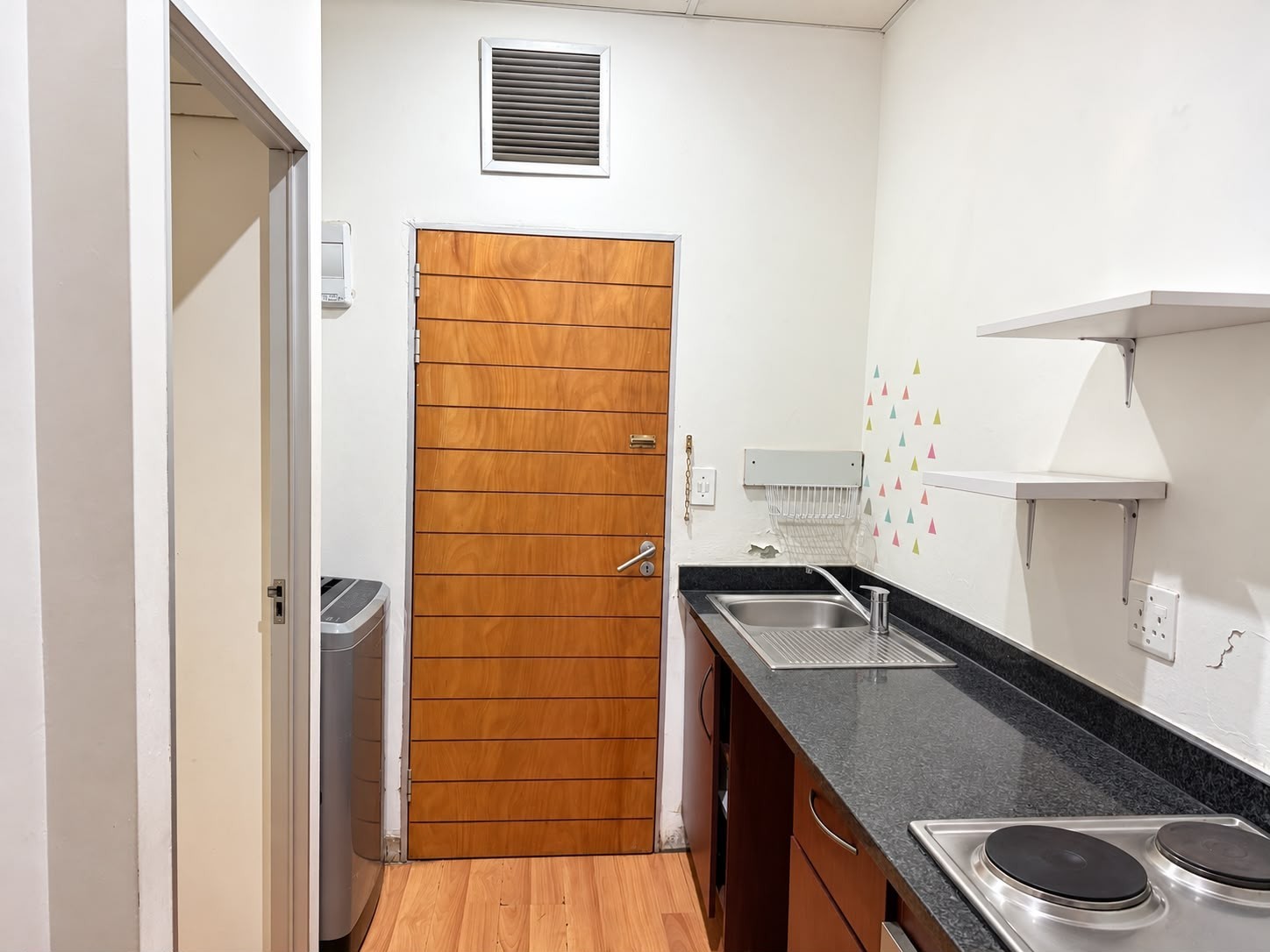 Apartment for sale in Marshalltown, Johannesburg, 39 m²