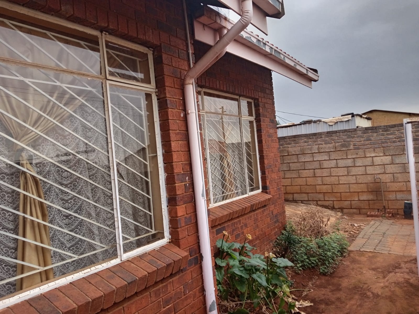 House for sale in Orange Farm, Evaton, 240 mΒ²