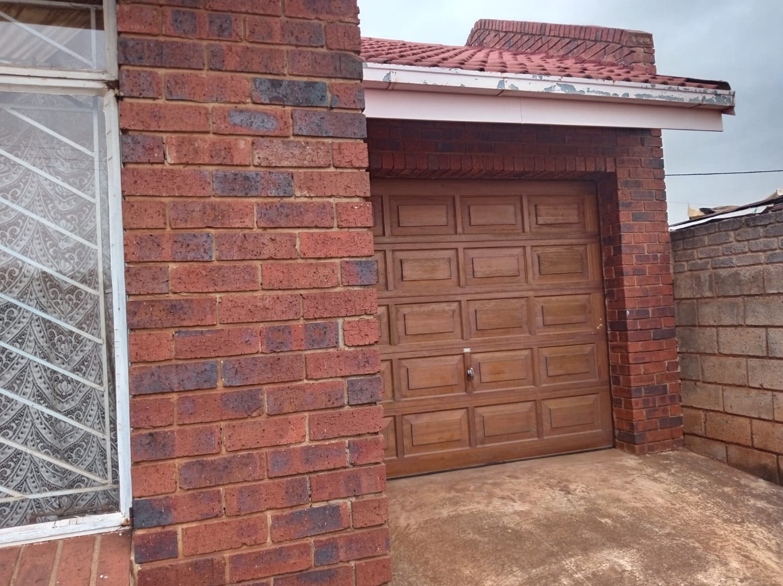 House for sale in Orange Farm, Evaton, 240 mΒ²
