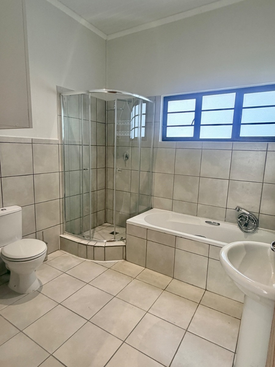 Cluster for rent in Paarl, 110 m²