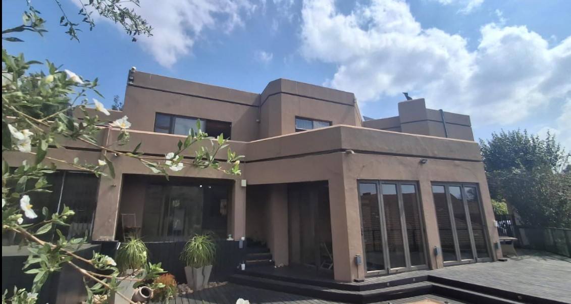 House for sale in Kloofendal, Roodepoort